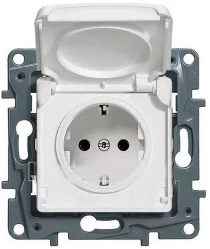 Розетка с заземлением без рамки Legrand Etika 1-м. крышка шторки IP44 белый картинка
